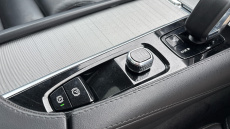 Volvo XC90 2.0 B5D [235] Plus Dark 5dr AWD Geartronic Diesel Estate